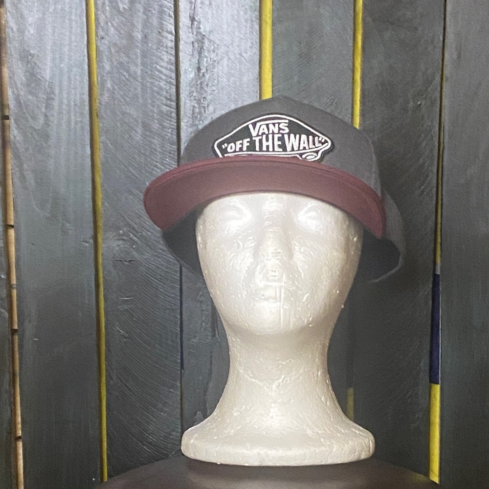 Vans Charcoal and Burgundy Men's adjustable snapback Hat